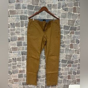 Khaki J Crew Khakis in W32/L32